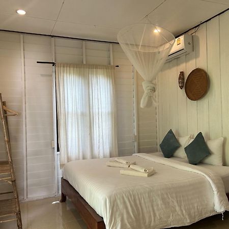 The River Retreat Ко Мак Екстериор снимка